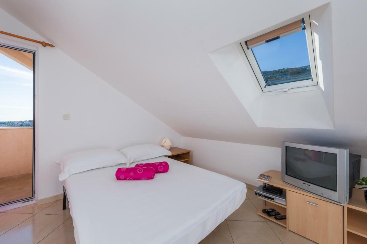 Apartments Villa Vallum 볼 외부 사진