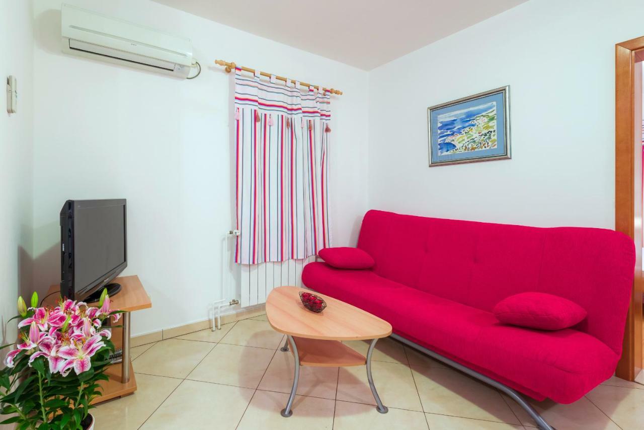 Apartments Villa Vallum 볼 외부 사진