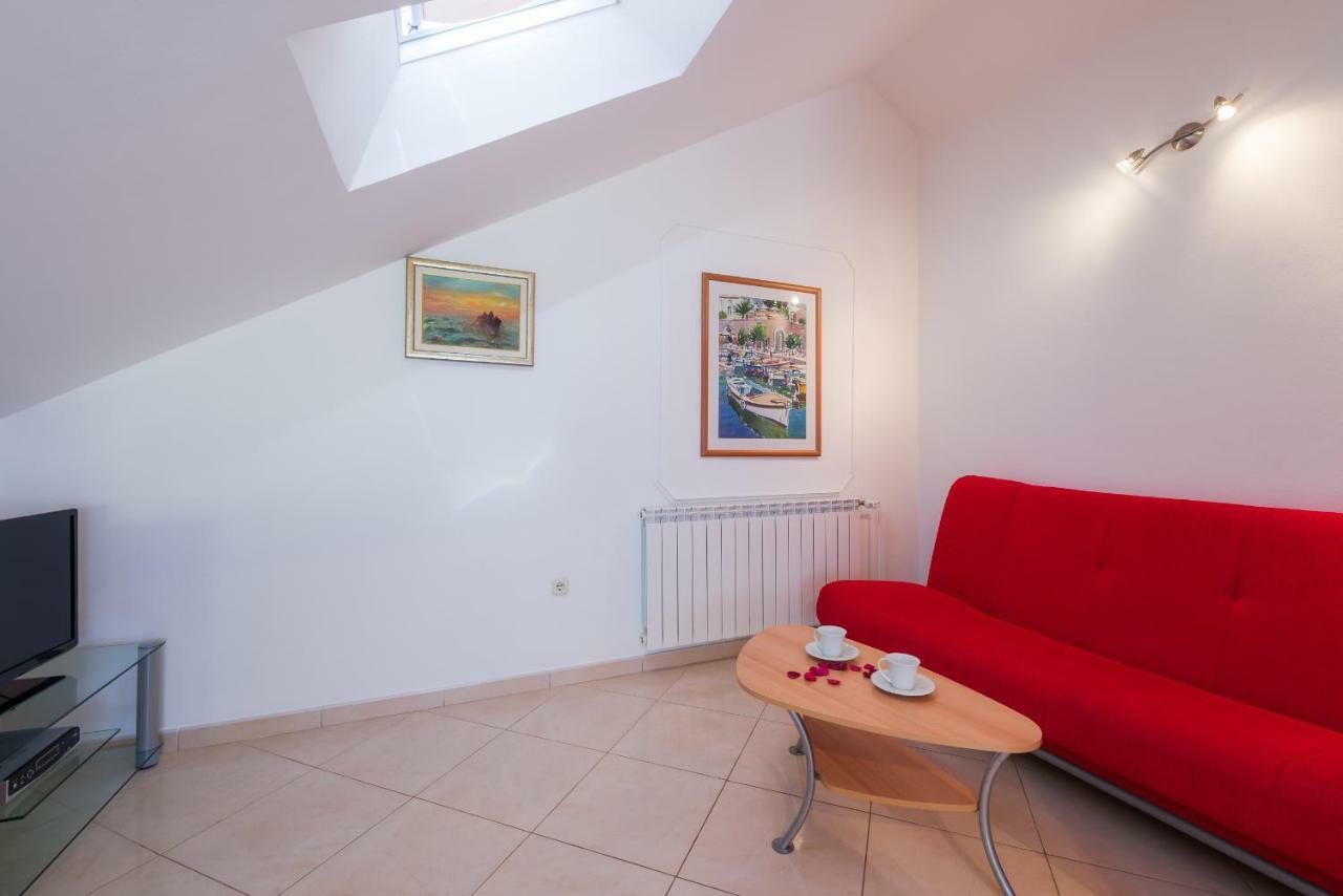 Apartments Villa Vallum 볼 외부 사진