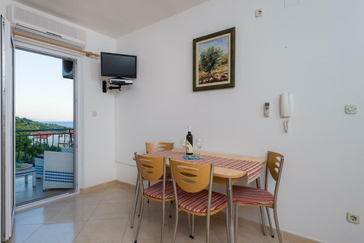 Apartments Villa Vallum 볼 외부 사진