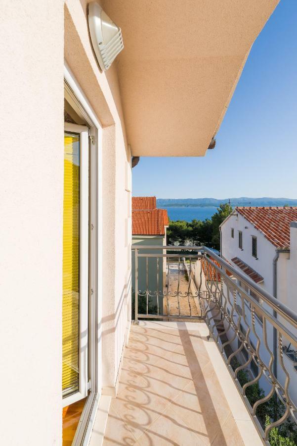 Apartments Villa Vallum 볼 외부 사진