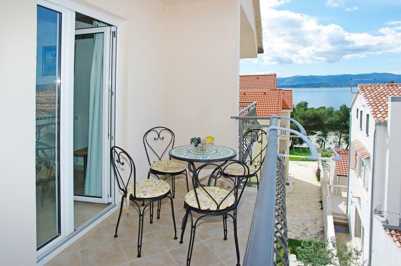 Apartments Villa Vallum 볼 외부 사진