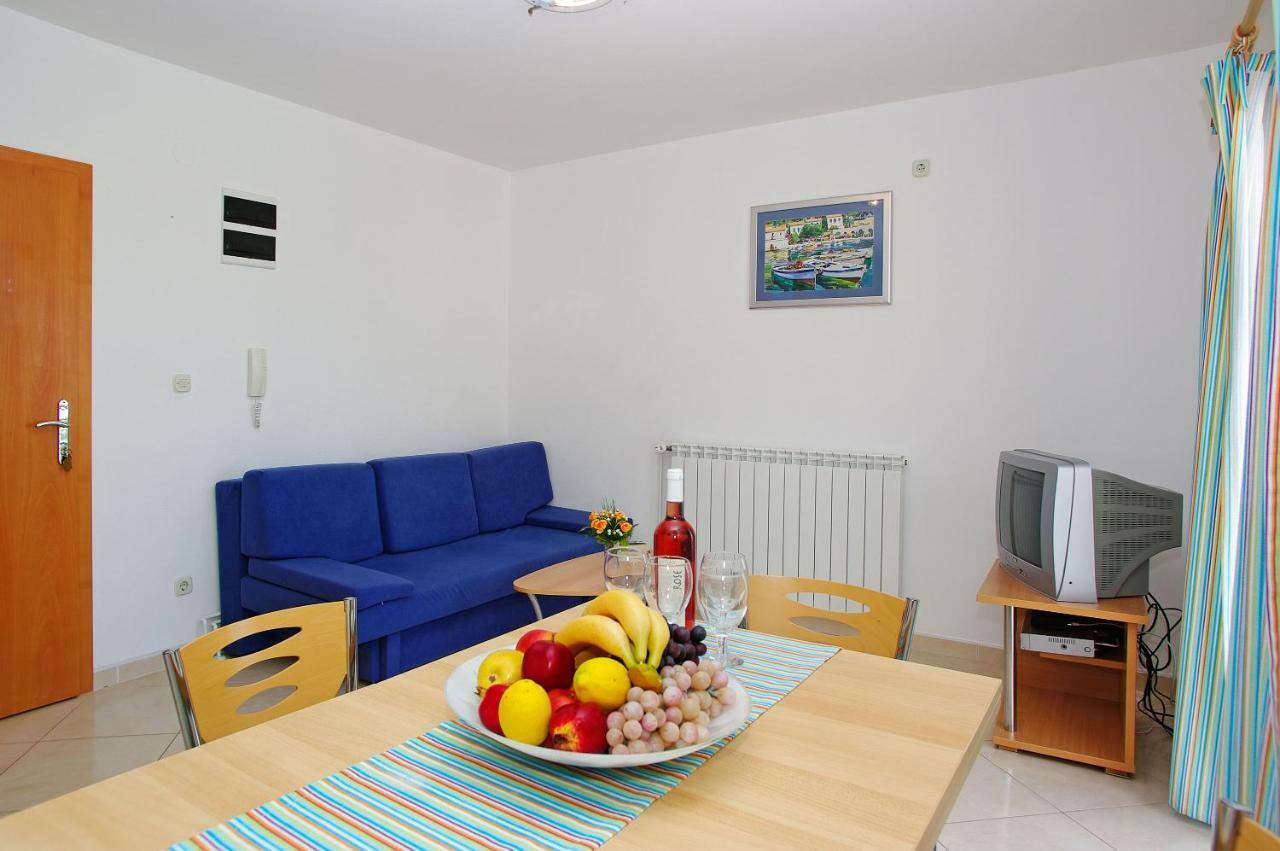 Apartments Villa Vallum 볼 외부 사진