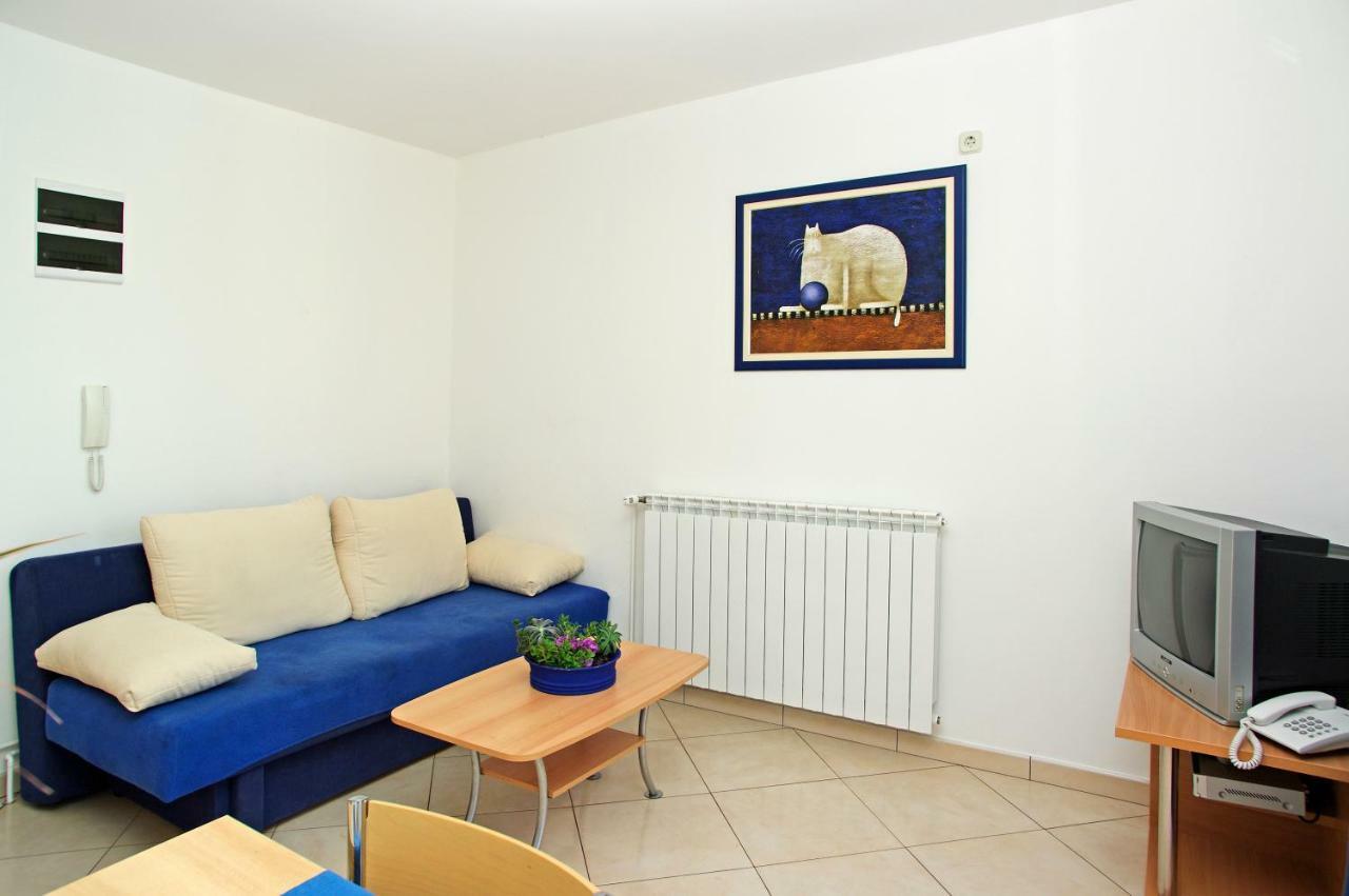 Apartments Villa Vallum 볼 외부 사진