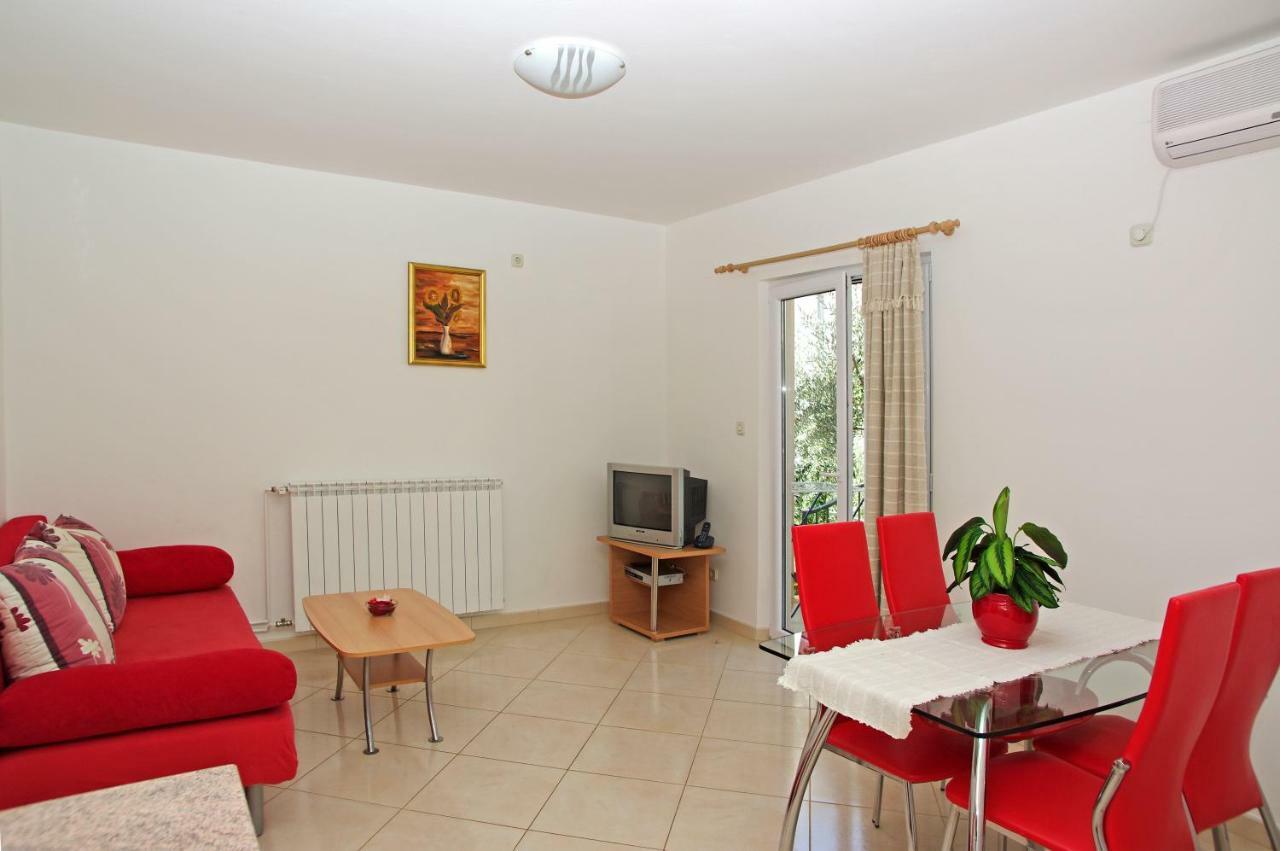 Apartments Villa Vallum 볼 외부 사진