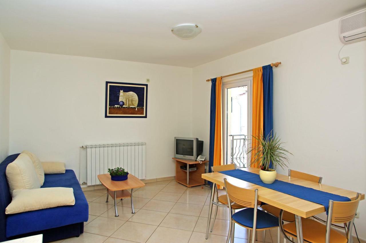 Apartments Villa Vallum 볼 외부 사진