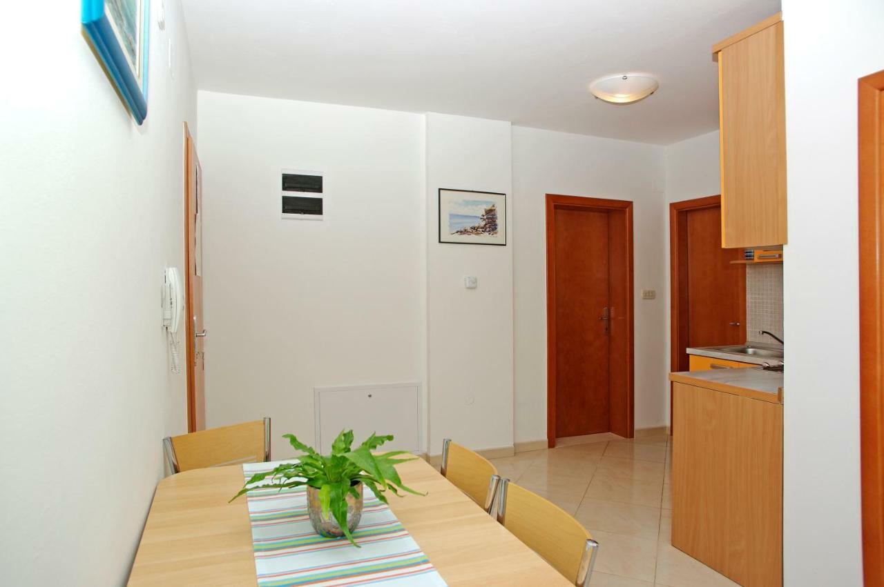 Apartments Villa Vallum 볼 외부 사진
