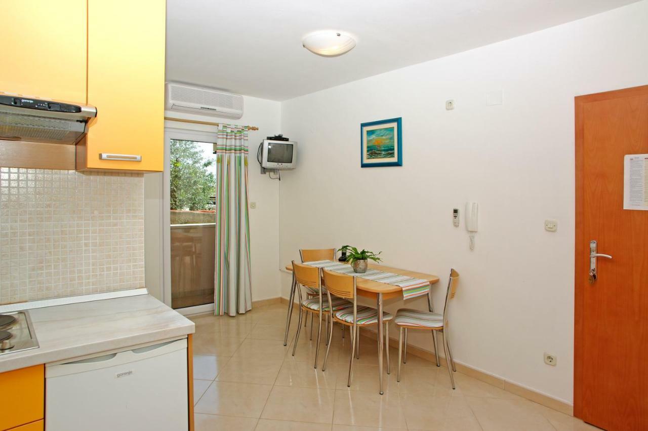 Apartments Villa Vallum 볼 외부 사진